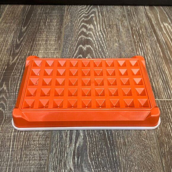 Vintage Tupperware Deli Meat/Hot Dog/Bacon Keeper - Picture 4 of 13